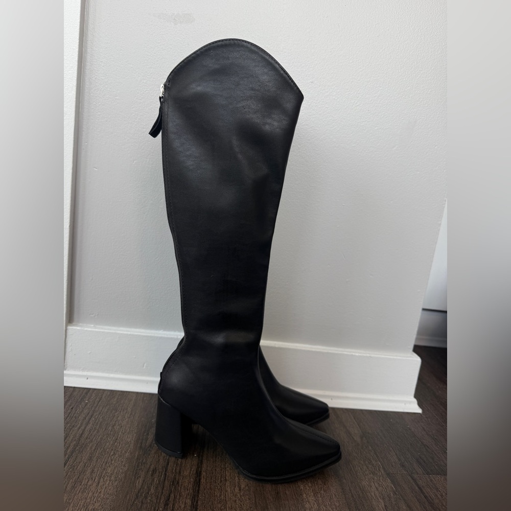 Black Heeled Boots